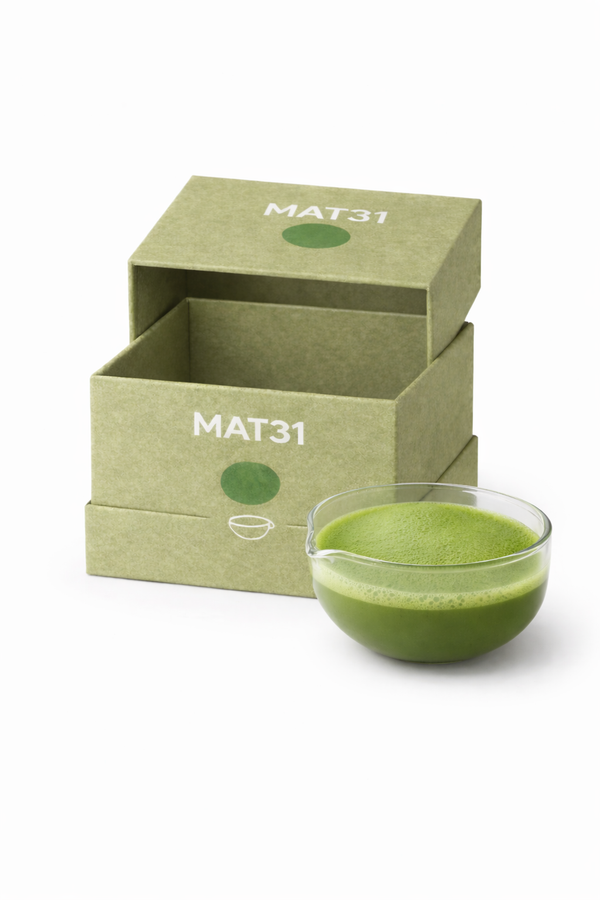 MAT31 transparante glazen matcha kom met groene bewaardoos.